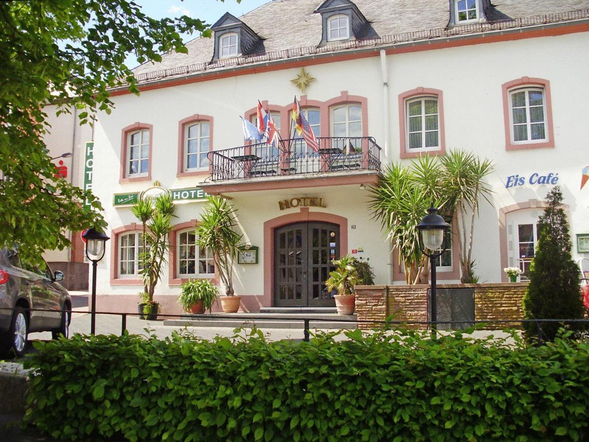 Hotel Zum Goldenen Stern 프룸 외부 사진