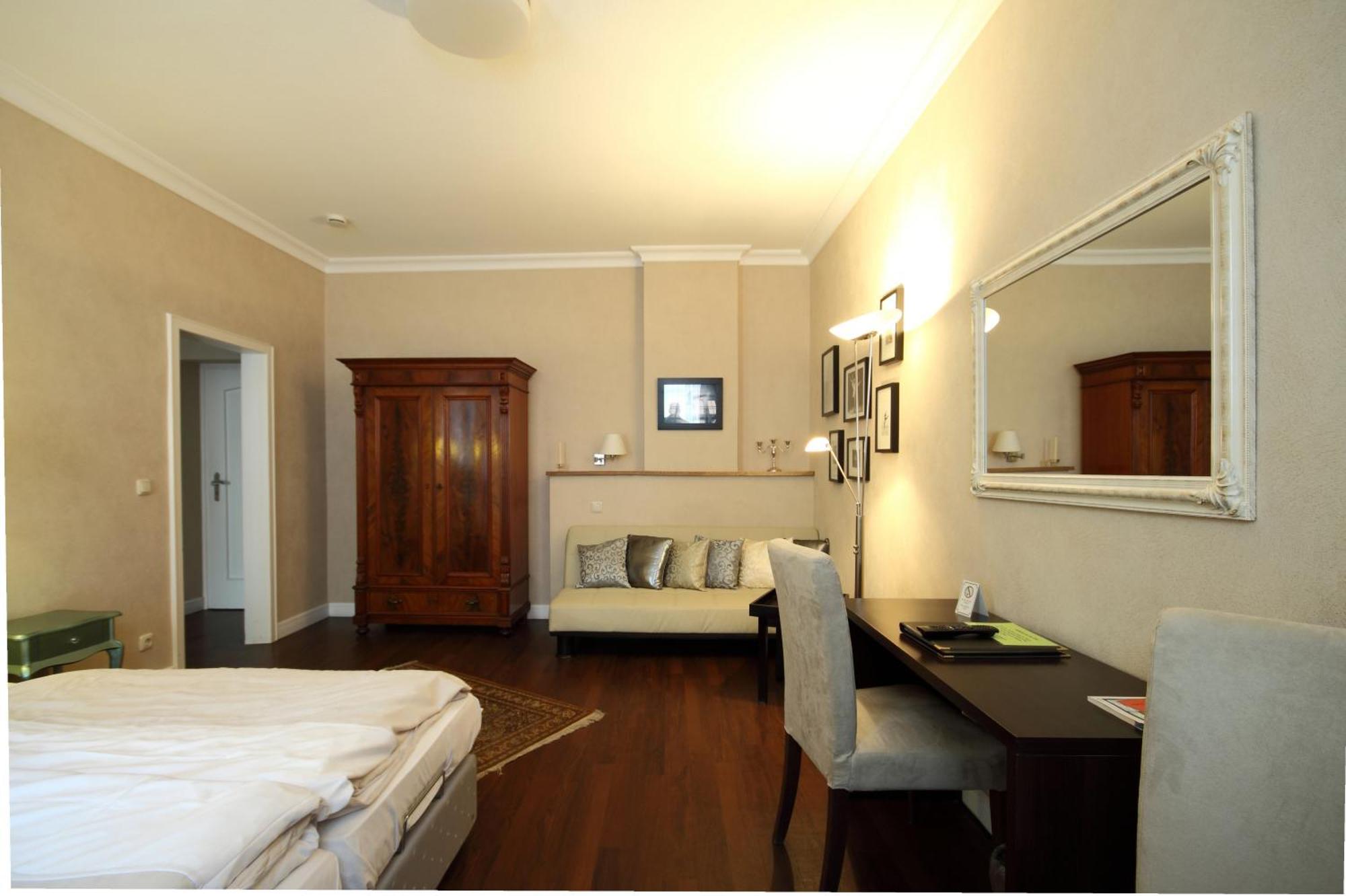 Hotel Zum Goldenen Stern 프룸 외부 사진