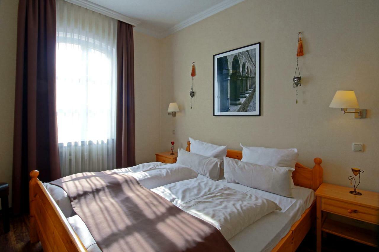 Hotel Zum Goldenen Stern 프룸 외부 사진